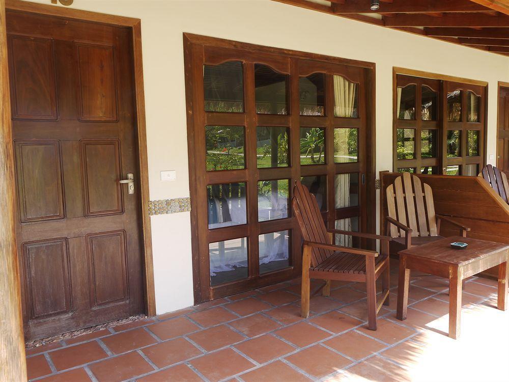 Le Flamboyant Resort Kep Exterior photo