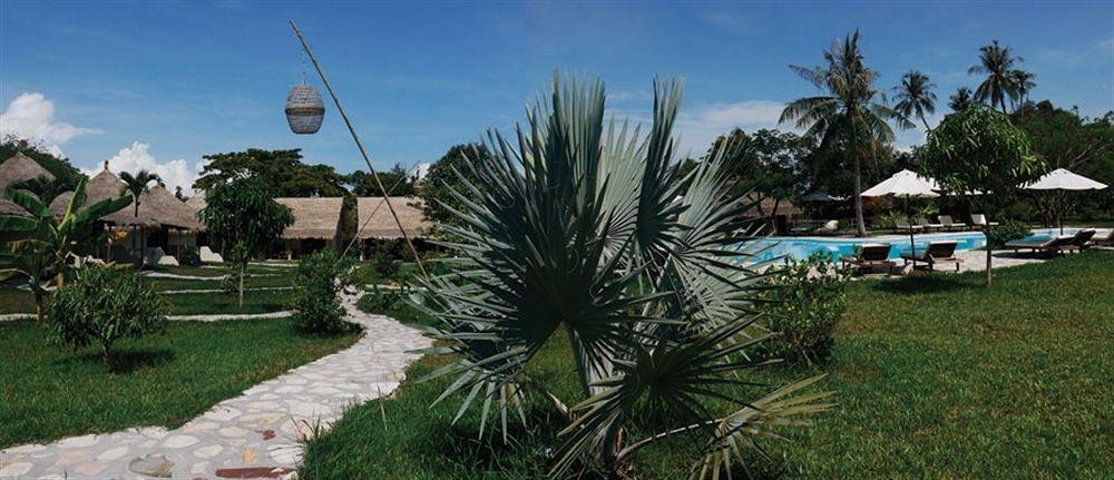 Le Flamboyant Resort Kep Exterior photo