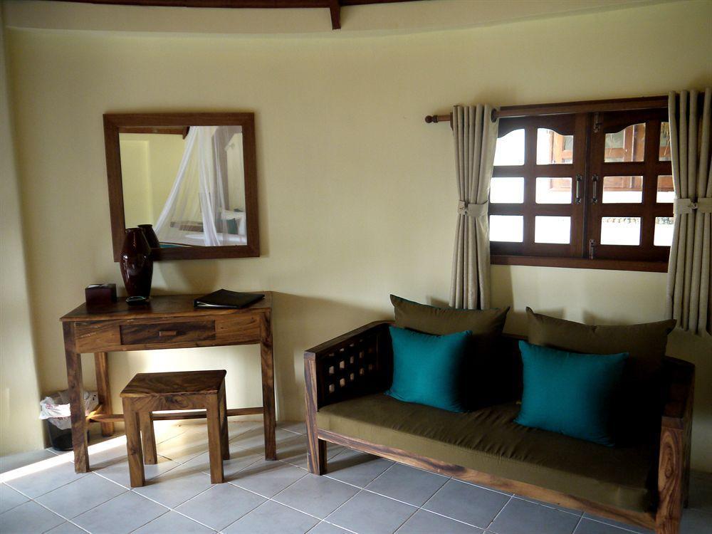 Le Flamboyant Resort Kep Exterior photo