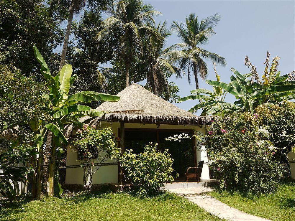 Le Flamboyant Resort Kep Exterior photo