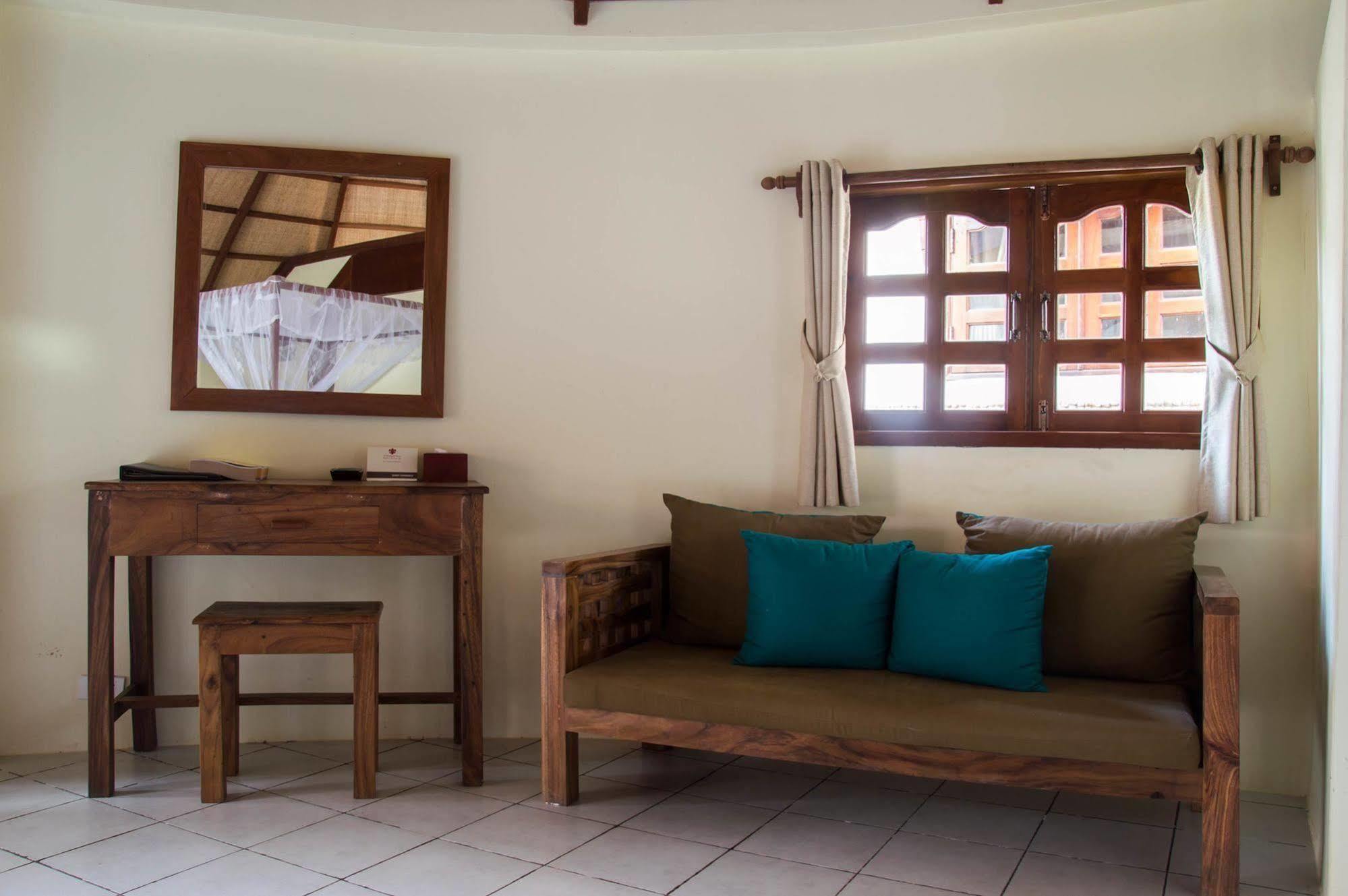 Le Flamboyant Resort Kep Exterior photo